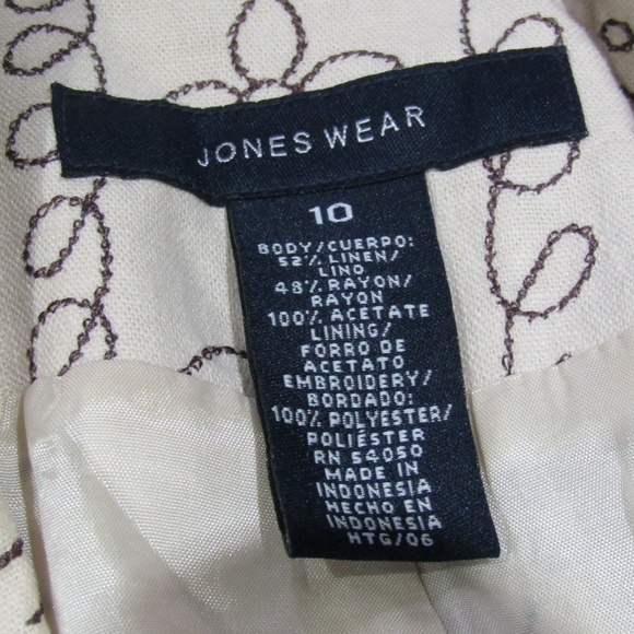 Jones Wear Beige w/ Brown Embroidery Blazer 10 - Picture 4 of 4